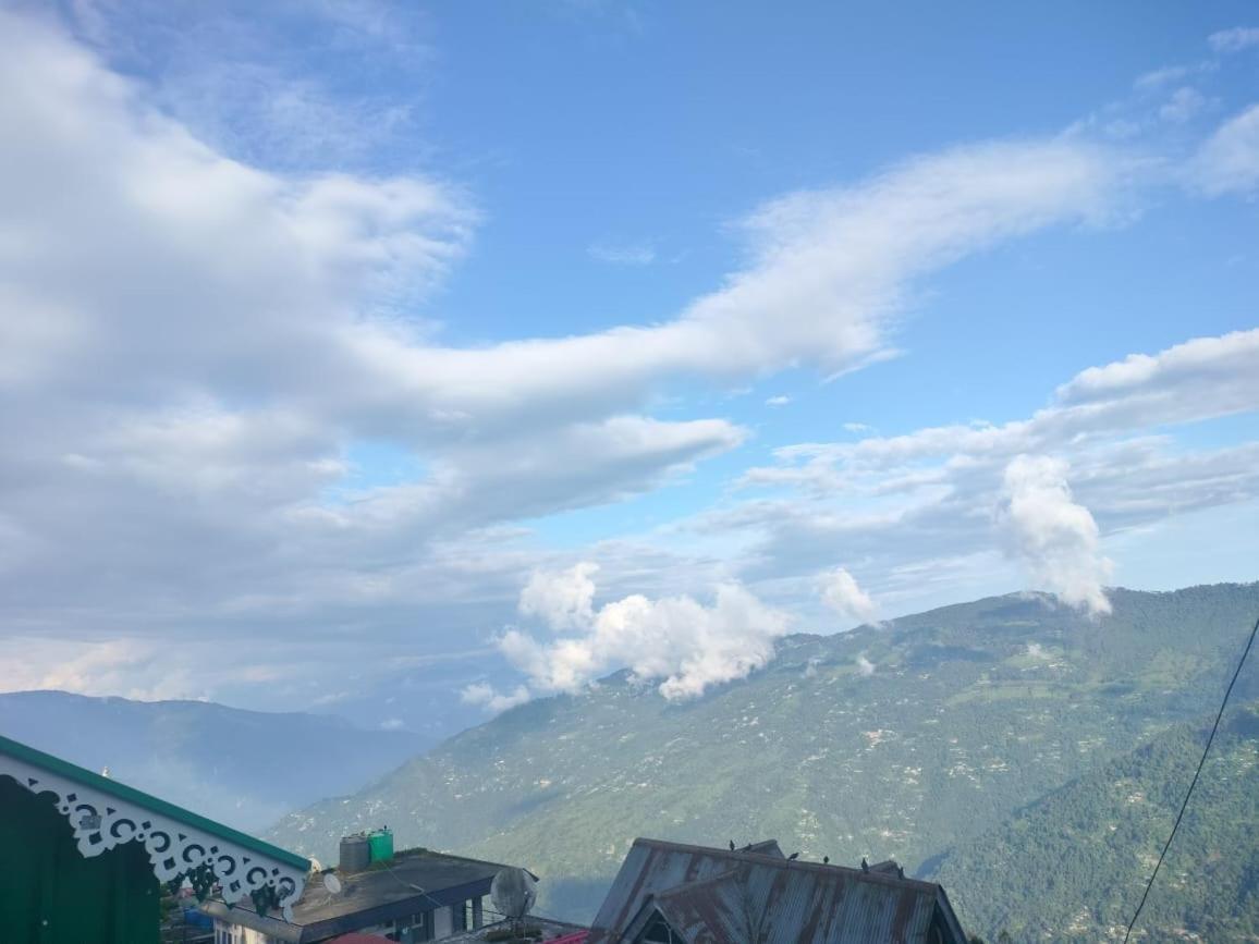 Backpackers Hub Albergue Darjeeling  Exterior foto